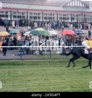 1989, course de chevaux de courses réunion à Pontefract, West Yorkshire, dans le Nord de l'Angleterre, Royaume-Uni Banque D'Images