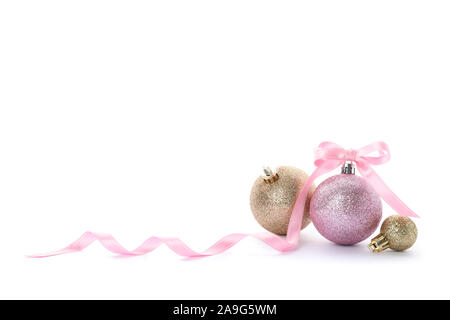 Boules de Noël scintillants isolé sur fond blanc Banque D'Images