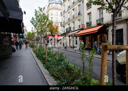 Paris, Rue des Martyrs Banque D'Images