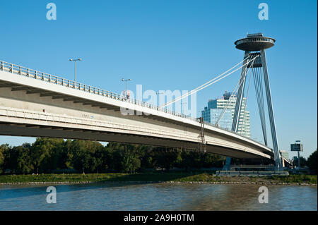 Bratislava, Donaubrücke, 8356 Plus Banque D'Images