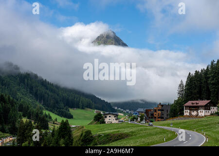 Dans les nuages de montagne dans le Montafon silvretta dans les Alpes, bieler hoehe Banque D'Images