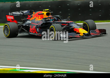 Sao Paulo, Brésil. 15 novembre 2019 ; Autodromo Jose Carlos Pace, Sao Paulo, Brésil ; la formule un Grand Prix du Brésil, pratique Day, Alexander Albon (THA) Scuderia Toro Rosso STR14 - usage éditorial : Action Crédit Plus Sport Images/Alamy Live News Banque D'Images