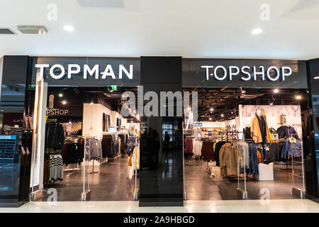 Le Topshop et Topman magasins, boutiques dans l'Intu centre commercial potteries de Hanley, Stoke on Trent Banque D'Images