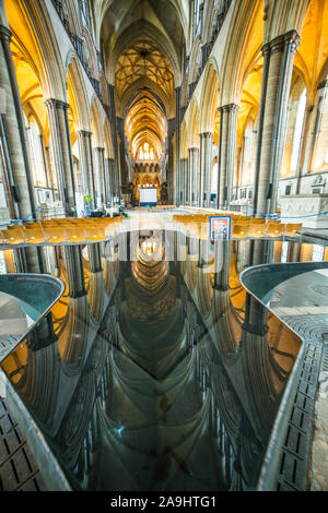 Salibury, cathédrale de Salisbury en Angleterre, construit 1549 Banque D'Images