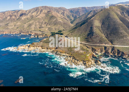 Vue aérienne de la côte nord de la Californie près de Monterey, Big Sur, Californie, USA, l'Océan Pacifique Banque D'Images