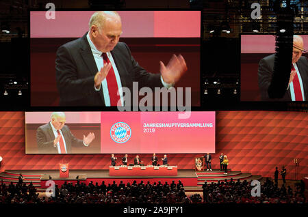 Munich, Allemagne. 15 Nov 2019. FC Bayern Munich AGA. . 1.L'Allemand Soccer League , Munich, le 15 novembre 2019 saison 2019/2020, FCB, München © Peter Schatz / Alamy Live News Crédit : Peter Schatz/Alamy Live News Banque D'Images