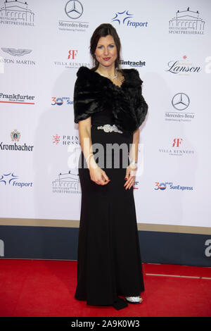 Stefanie Harrer, présentateur, tapis rouge, Tapis Rouge Show, 38e de la presse sportive allemande ball dans l'Alte Oper de Francfort, 09.11.2019. Dans le monde d'utilisation | Banque D'Images