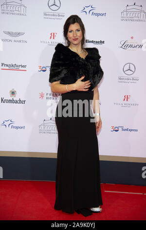 Stefanie Harrer, présentateur, tapis rouge, Tapis Rouge Show, 38e de la presse sportive allemande ball dans l'Alte Oper de Francfort, 09.11.2019. Dans le monde d'utilisation | Banque D'Images