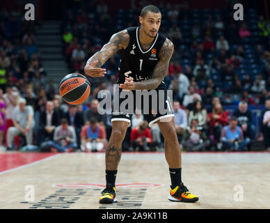 Belgrade, Serbie. 15 Nov, 2019. Edwin Jackson de l'Asvel Villeurbanne Ldlc passe le ballon. Credit : Nikola Krstic/Alamy Live News Banque D'Images