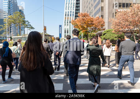 Séoul, Corée du Sud - 04 novembre 2019 : scène de rue à Yeoeuido district. C'est un principal de Séoul, des finances et de l'investissement financier de la ville. Banque D'Images