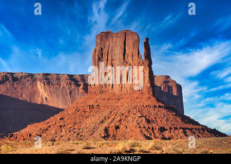 Vue horizontale de la West Thumb à Monument Valley Banque D'Images