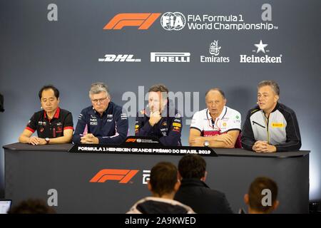 Sao Paulo, Brésil. 15 Nov, 2019. conférence de presse TANABE Toyoharu (JPN) Honda Otmar SZAFNAUER, Directeur Technique (rom), Team principal et directeur général de SportPesa Point de course F1, Christian Horner (GBR), Team Principal de Red Bull Racing Aston Martin, Frédéric VASSEUR, Team Principal de l'Alfa Romeo Racing, ISOLA Mario (ita), Motorsport Racing Manager de Pirelli, portrait pendant le Championnat du Monde de Formule 1 2019, le Grand Prix du Brésil à partir du 15 au 17 novembre à Sao Paulo, Brésil - | Conditions de crédit dans le monde entier : dpa/Alamy Live News Banque D'Images