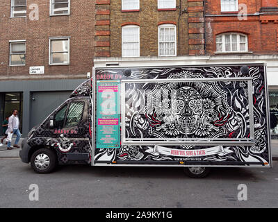L'alimentation de rue mexicain en cuir camion Lane street market, Clerkenwell, London, UK Banque D'Images