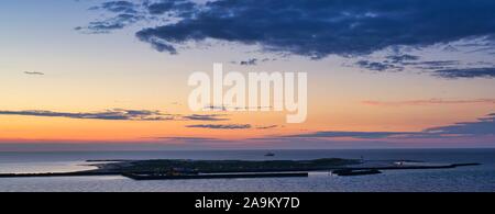 L'île de Helgoland - Regard sur l'île dune - lever du soleil sur la mer Banque D'Images