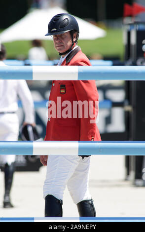 La Coruna, ESPAGNE - 19 juillet : Cayetano Martinez de Irujo au cours de CSI Casas Novas saut à cheval sur la concurrence le 19 juillet 2019 dans A Coruna, Espagne Banque D'Images