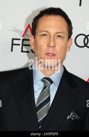 Hollywood, Californie, USA 16 novembre 2019 Acteur Tobias Menzies participe à Festival de 2019 présenté par Audi 'la Couronne" et projection de Gala hommage à Peter Morgan le 16 novembre 2019 au Théâtre chinois de Grauman à Hollywood, Californie, USA. Photo de Barry King/Alamy Live News Banque D'Images