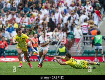 Twickenham, Surrey Royaume-Uni. Dan, englands BIBBY obtenir entre le fossé, au cours de la piscine jeu d'Angleterre contre l'Australie à la HSBC Londres '2017', le rugby à 7 Samedi 20/05/2017 RFU. Le stade de Twickenham, Angleterre [crédit obligatoire Peter SPURRIER/Intersport Images] Banque D'Images