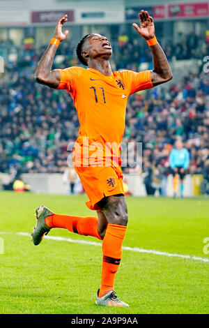 Belfast, Irlande du Nord. 16 Nov, 2019. BELFAST, 16-11-2019, le stade Windsor Park. Quincy Promes pendant le match qualificatif de l'Euro d'Irlande -Pays-Bas 0-0. Credit : Pro Shots/Alamy Live News Banque D'Images