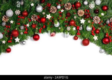 Décoration de Noël Nouvelle année frame isolated on white , sapin , branches boules rouge et argent et des pommes de pin , copier l'emplacement pour un texte Banque D'Images