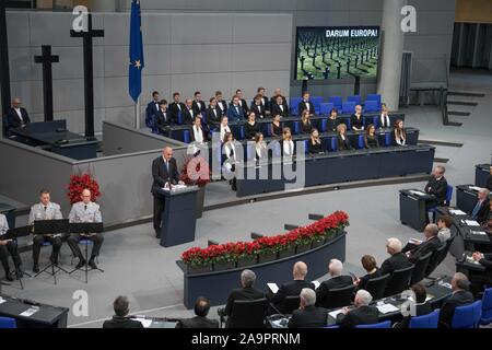 Berlin, Allemagne. 17 novembre, 2019. Rafal Dutkiewicz, maire de Wroclaw, prendra la parole à la cérémonie de commémoration du Memorial Day au Bundestag. Credit : Jörg Carstensen/dpa/Alamy Live News Banque D'Images