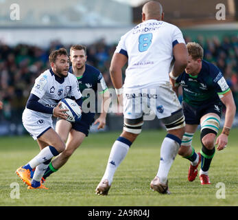 L'Sportsground, Galway, Connacht, en Irlande. 17 novembre, 2019. European Rugby Champions Cup, Connacht contre Montpellier ; Benoit Paillaugue déplace la balle pour Montpellier - usage éditorial : Action Crédit Plus Sport/Alamy Live News Banque D'Images