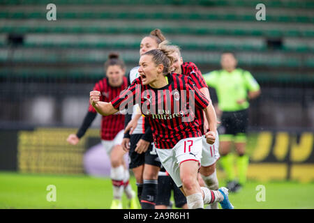 Milan, Italie. 17 novembre, 2019. Le bonheur au cours de Milan Milan Juventus vs femmes Femmes - Serie A soccer italien championnat des femmes - Crédit : LPS/Francesco Scaccianoce/Alamy Live News Banque D'Images