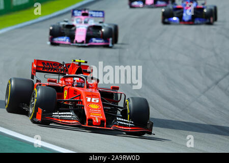 17 novembre 2019 ; Autodromo Jose Carlos Pace, Sao Paulo, Brésil, le Brésil Formule 1 Grand Prix, jour de la course ; Charles Leclerc (MON) Scuderia Ferrari SF90 - usage éditorial Banque D'Images