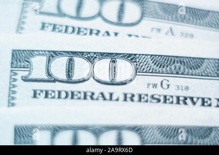 Washington, États-Unis d'Amérique - Novembre 2019 : Macro closeup de Réserve fédérale américaine avec des billets de cent dollars nombre d'orientation Banque D'Images