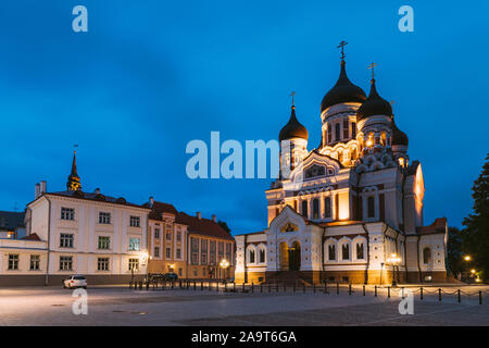 Tallinn, Estonie. Construction de la cathédrale Alexander Nevsky n la nuit. Célèbre Cathédrale Orthodoxe. Banque D'Images