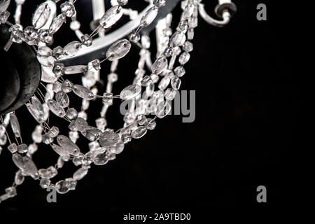 Close-up d'un lustre fait de sel à l'intérieur de la Chapelle Sainte Kinga (Kaplica Św. Kingi) à la mine de sel de Wieliczka, Pologne Banque D'Images