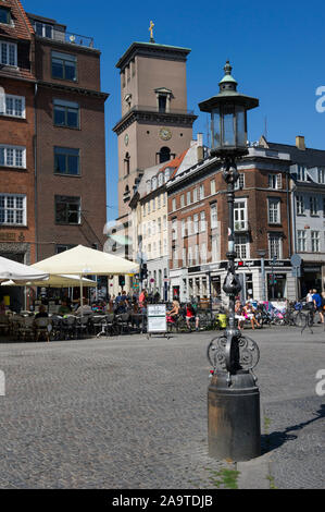 Les gens de restaurants en plein air Gammel Torv Square, Copenhague, Danemark Banque D'Images