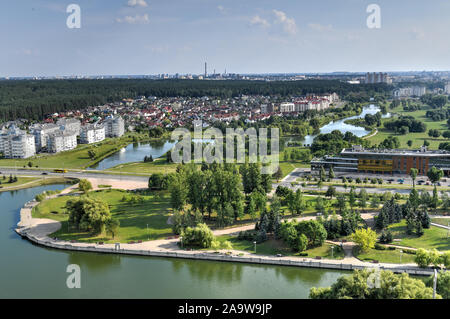 Minsk, Belarus - Juillet 21, 2019 : Panorama et vue de l'architecture à partir de la Bibliothèque nationale d'observation. Banque D'Images