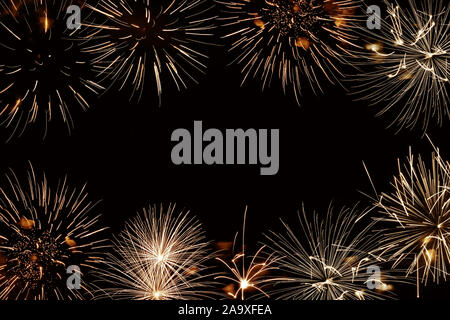 D'artifice d'or avec fond copyspace, nouvel an et maison de nuit party background Banque D'Images