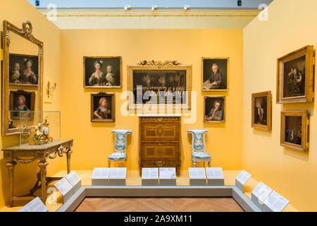 Nationalmuseum, Stockholm vue sur un écran de fin du 18e siècle et de meubles Suédoise peintures dans le Musée National d'Art, Stockholm, Suède. Banque D'Images