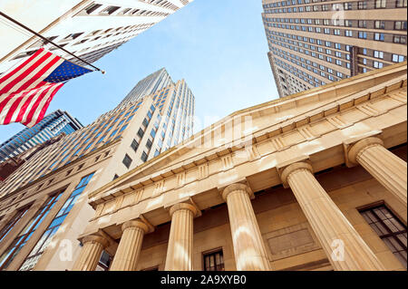 La recherche de bâtiments à New York City Financial District Banque D'Images