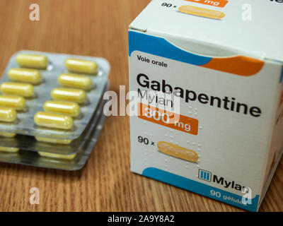 Gabapentine 300 mg gélules, Mylan France Banque D'Images