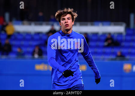 Barcelone - NOV 17 : Riqui Puig joue à la Deuxième Division B match entre FC Barcelona B ET UE Cornella au stade de Johan Cruyff, le 17 novembre Banque D'Images