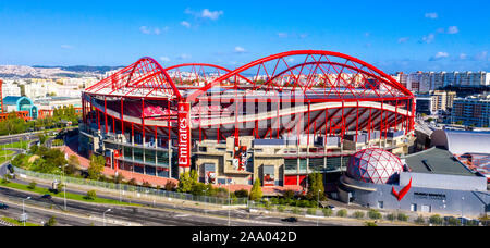 Le stade de football le plus célèbre de Lisbonne - Estadio da Luz de Benfica - VILLE DE LISBONNE, PORTUGAL - 5 NOVEMBRE 2019 Banque D'Images