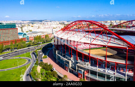 L'architecture étonnante de Benfica Lisbonne soccer stadium Estadio da Luz - VILLE DE LISBONNE, PORTUGAL - 5 NOVEMBRE 2019 Banque D'Images