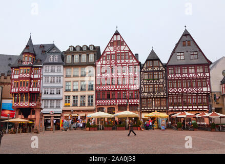 Ancienne grange restaurée, Romer square dans la ville de Frankfurt am Main, Allemagne Banque D'Images