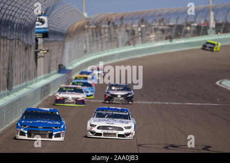 Homestead, Floride, USA. 18 Nov, 2019. Kyle Larson (42) courses pour le Ford 400 à Homestead-Miami Speedway à Homestead, Floride. (Crédit Image : © Stephen A. Arce Asp Inc/ASP) Credit : ZUMA Press, Inc./Alamy Live News Crédit : ZUMA Press, Inc./Alamy Live News Crédit : ZUMA Press, Inc./Alamy Live News Banque D'Images