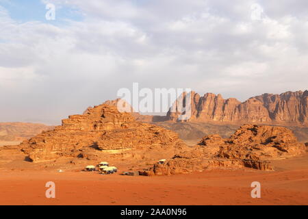 Jabal al Qattar, zone protégée de Wadi Rum, Aqaba, Jordanie Gouvernorat, Moyen-Orient Banque D'Images