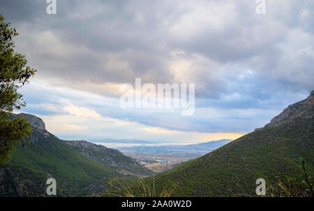 Vue d'ouest Parnitha mountain Banque D'Images