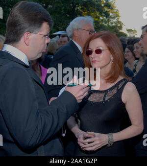 Washington DC. USA, le 29 avril 2006, Maureen Dowd du 'New York Times' lors de l'assemblée annuelle des Correspondants Blanc Dîner à l'hôtel Hilton de Washington. Banque D'Images