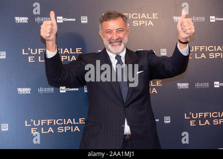 Roma, Italie. 18 Nov, 2019. Luca Barbareschi Photocall au Théâtre Eliseo de Rome dans le film réalisé par Roman Polanski 'L'Ufficiale e la SPIA" (titre original : 'J'Accuse') (photo de Matteo Nardone/Pacific Press) Credit : Pacific Press Agency/Alamy Live News Banque D'Images