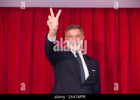 Roma, Italie. 18 Nov, 2019. Luca Barbareschi Photocall au Théâtre Eliseo de Rome dans le film réalisé par Roman Polanski 'L'Ufficiale e la SPIA" (titre original : 'J'Accuse') (photo de Matteo Nardone/Pacific Press) Credit : Pacific Press Agency/Alamy Live News Banque D'Images