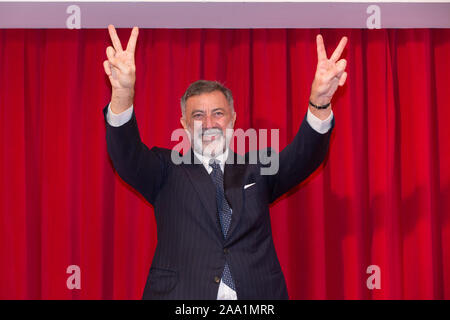 Roma, Italie. 18 Nov, 2019. Luca Barbareschi Photocall au Théâtre Eliseo de Rome dans le film réalisé par Roman Polanski 'L'Ufficiale e la SPIA" (titre original : 'J'Accuse') (photo de Matteo Nardone/Pacific Press) Credit : Pacific Press Agency/Alamy Live News Banque D'Images