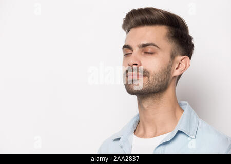 Portrait avec un beau barbu. Banque D'Images