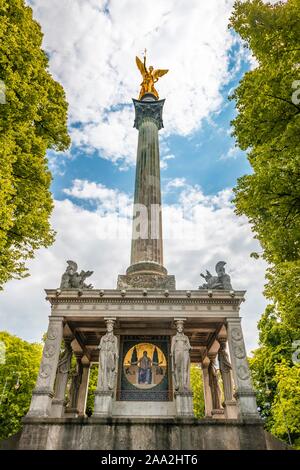 Ange de la paix à l'Maximiliansanlagen, Munich, Haute-Bavière, Bavière, Allemagne Banque D'Images