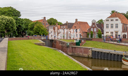 Paysage idyllique de Greetsiel, un village situé dans la région de Frise orientale, dans le Nord de l'Allemagne Banque D'Images